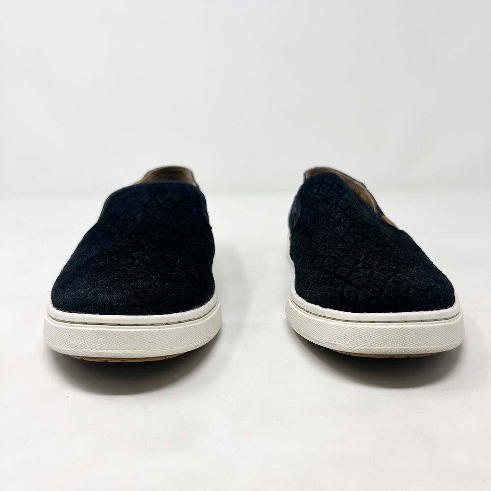 [OluKai] Pehuea Black Textured Embossed Suede Leather Slip On Sneakers Size 6 - Picture 4 of 10